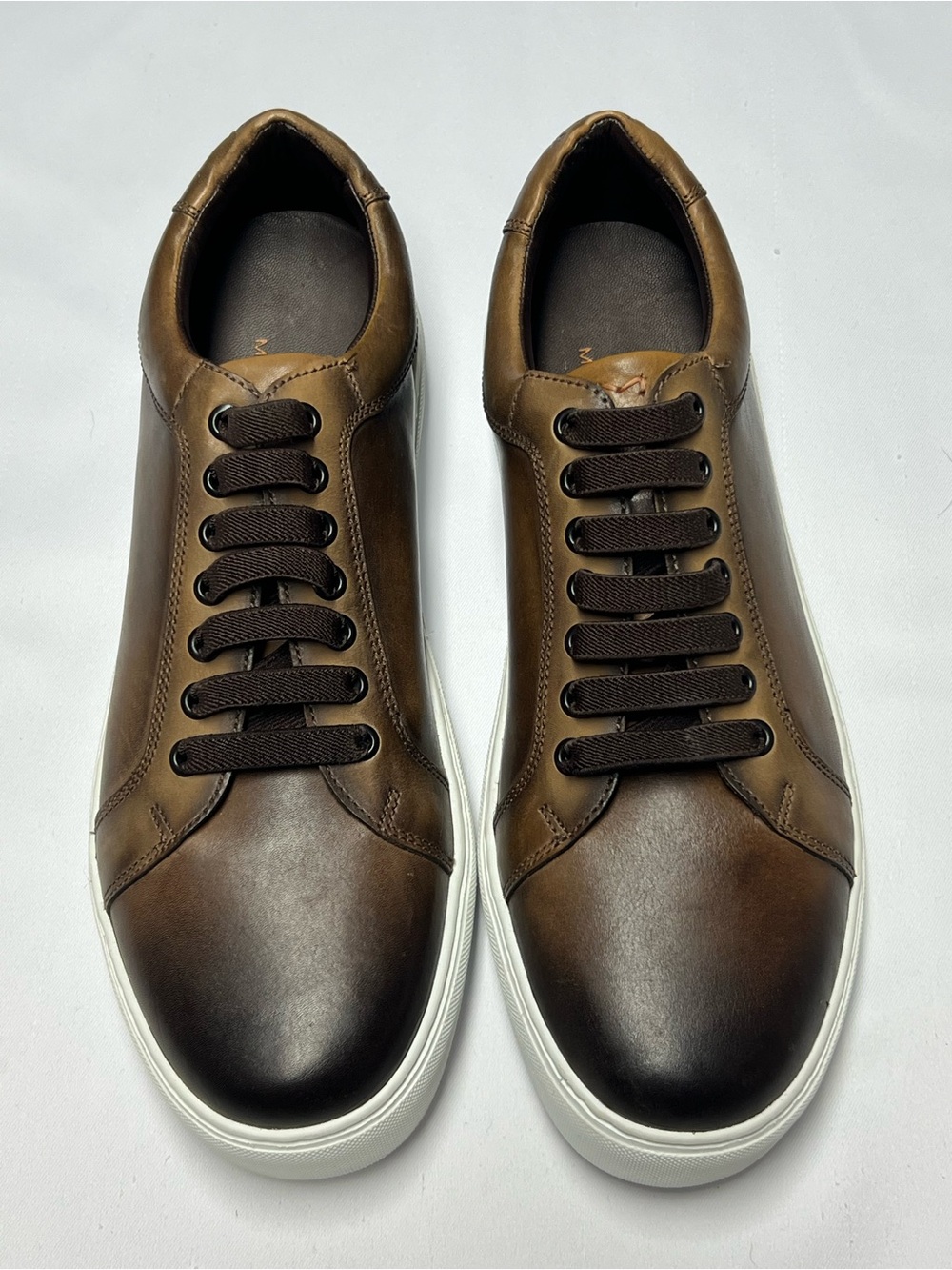 Martin Dingman leather low-top sneakers in a burnished brown color 10m NWOB